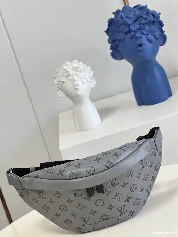 Aaa replica bags DISCOVERY LOUIS BUMBAG VUITTON 0629